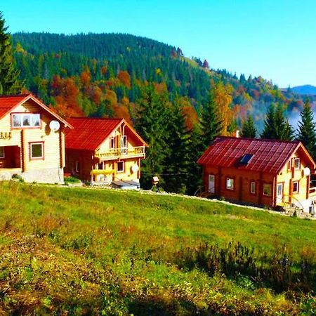 Троє Поросят Villa Slavske Esterno foto